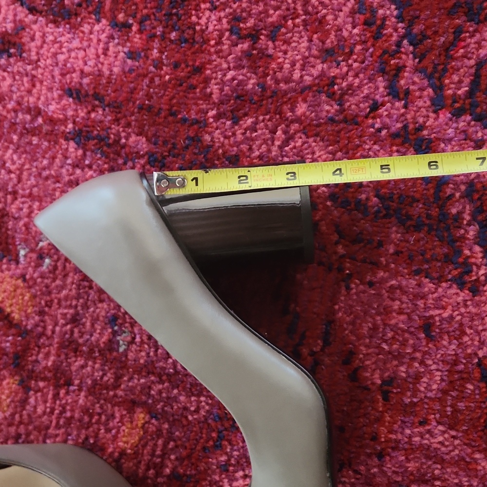 Nine West shoes - Picture 8 of 8